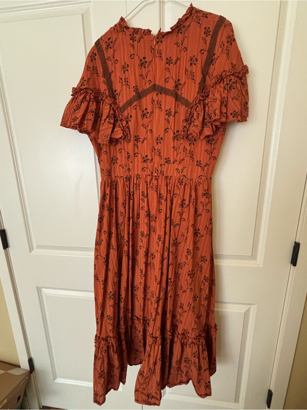 Ivy City Co Shae Dress in Burnt Orange - Picture 3 of 3